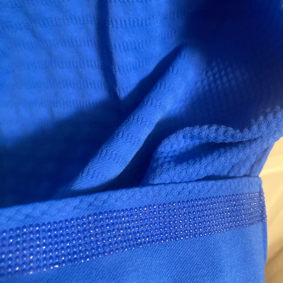 Athleta | Blue Finish Fast Crew Neck Shortsleeved Top. Small. EUC - Picture 6 of 6